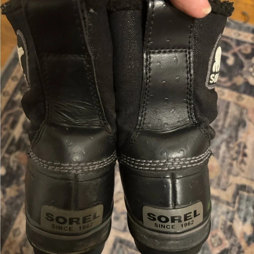 Sorel Black Winter Boots size 9.5